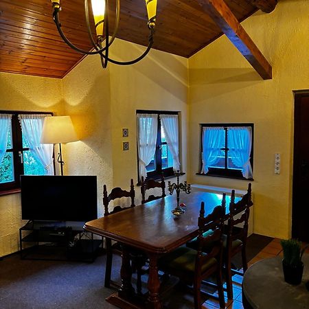 Trusties Villa Dirbach Екстериор снимка